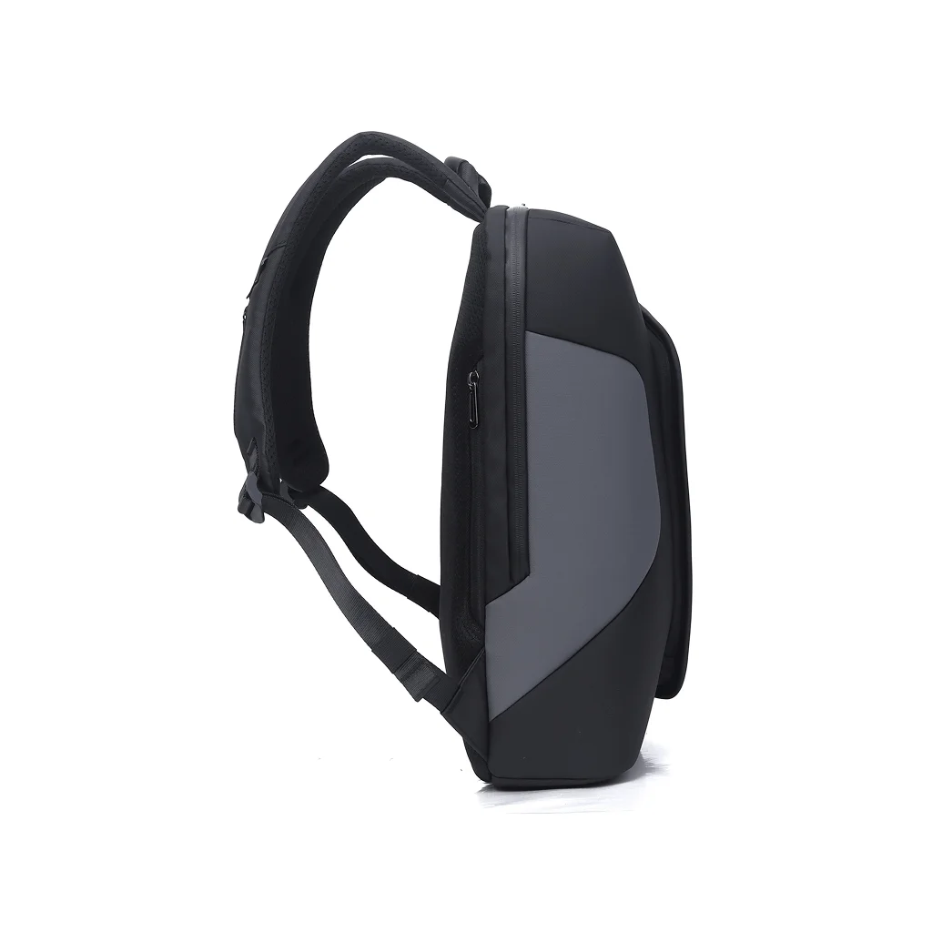 Levelo Lisbon Carrying Laptop/Universal 15.6” Backpack